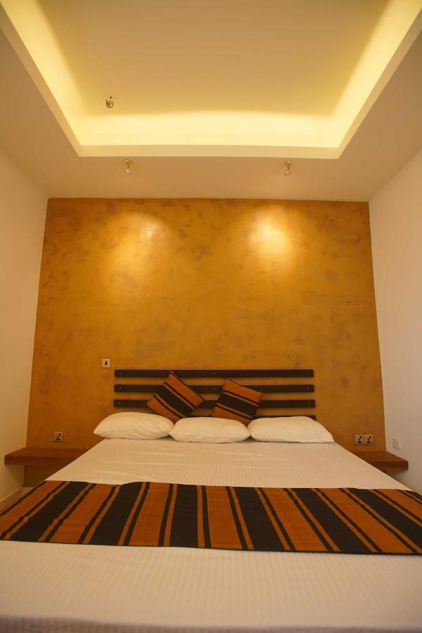 Monaara Leisure - Anuradhapura Buitenkant foto